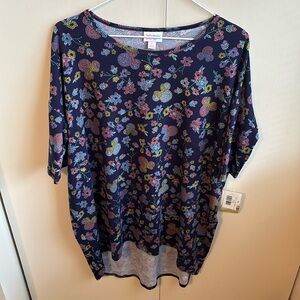 LuLaRoe Women’s Size Small Irma Disney Minnie Mouse Tunic Top